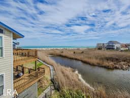 A Top View of Topsail