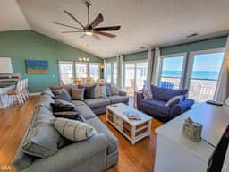 Captain's Quarters