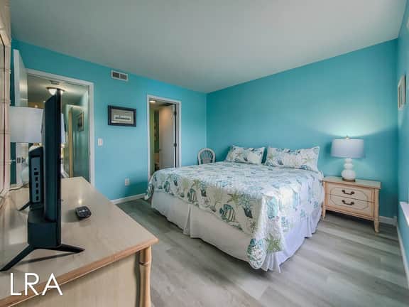 Surf Condos 417 - Saltwater Serenity
