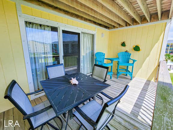 Surf Condos 223