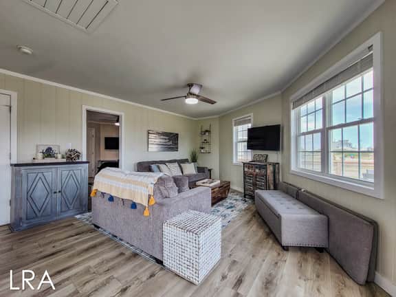 Round House At The Beach - Image 3