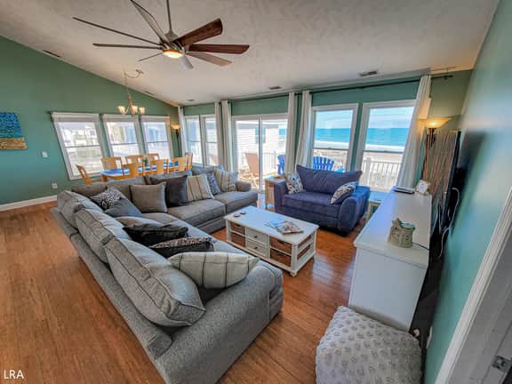 Captain's Quarters