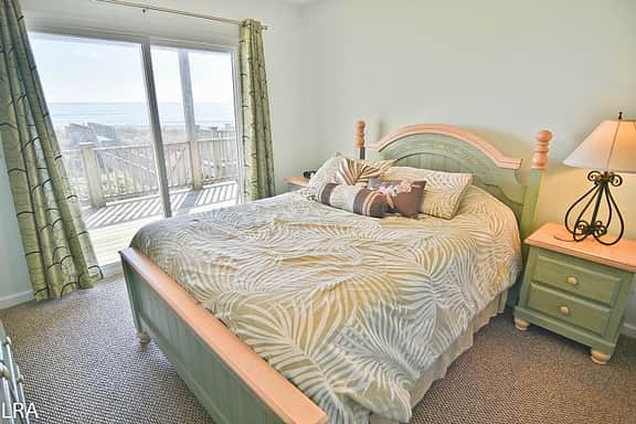 Captain's Quarters