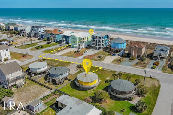 Round House At The Beach - Image 1